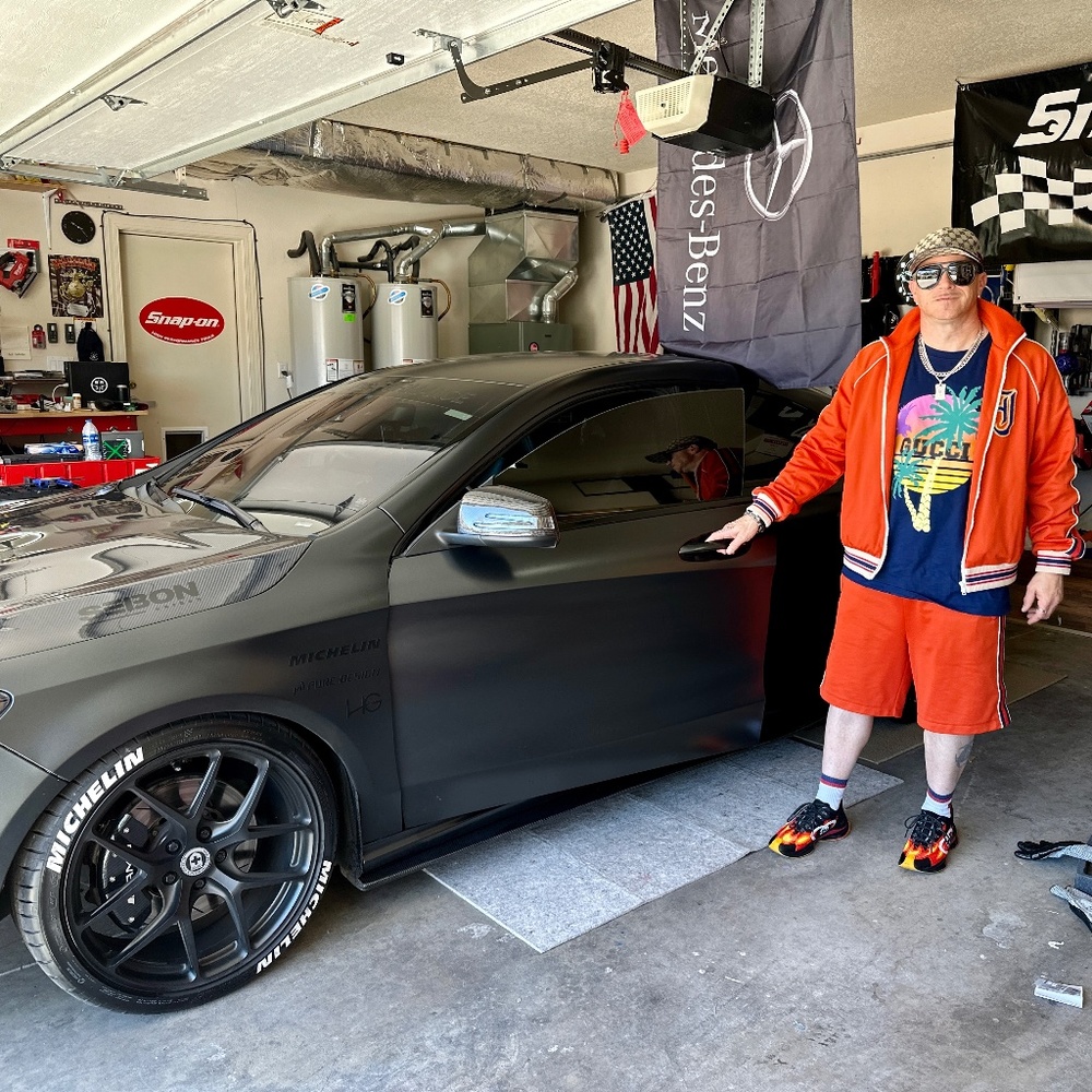 Meet your Posher, Joshua